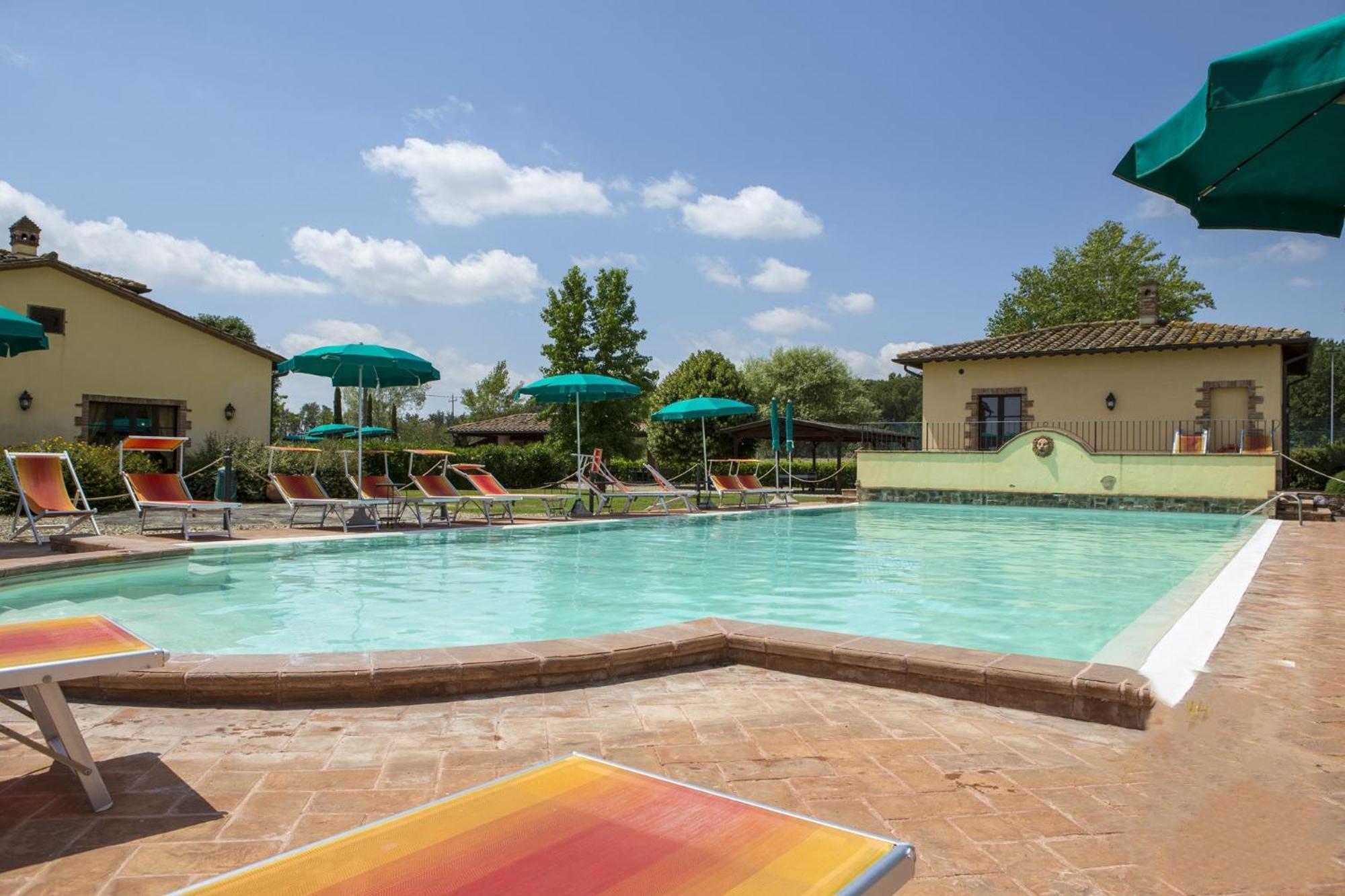 Villa Del Lago - Homelike Villas Castiglione del Lago Buitenkant foto